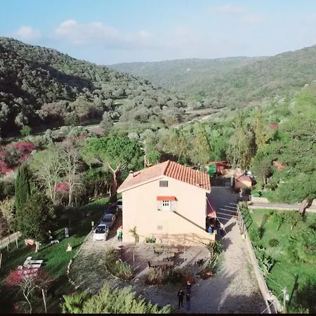 Dimora Il Camaleonte Country With Pool *