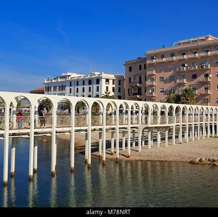 Dimora Il Camaleonte In Nature With Pool Civitavecchia